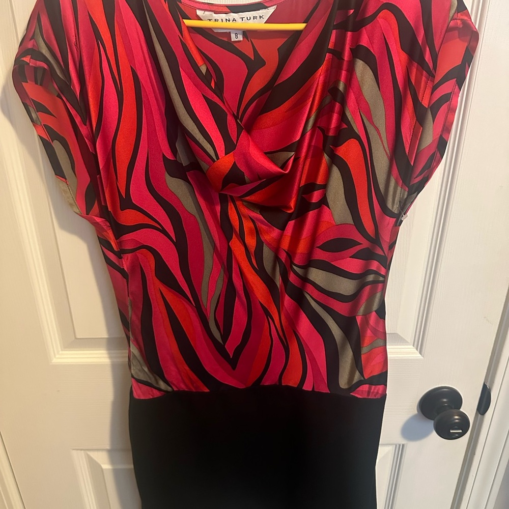 Trina Turk Red and Pink beautiful dress with Cap Sleeves